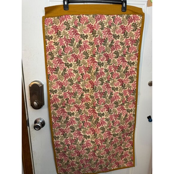 Jim Shore Quilt 12 Days of Christmas 24 x 42" Ready to Hang - Picture 4 of 4